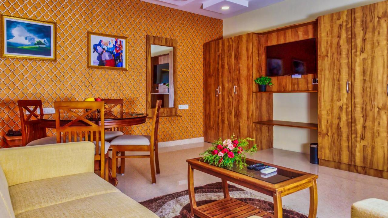 Hotel Royal Grande Vellore Esterno foto